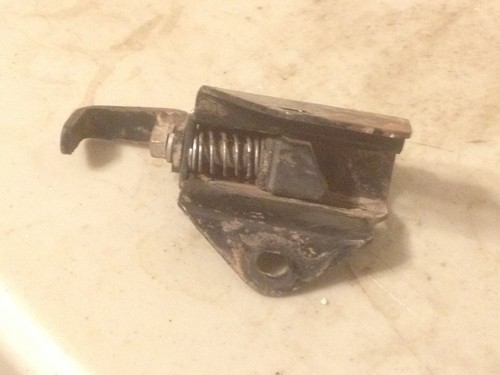 Honda CB750 K0 K1 K2 SOHC Seat Latch '69-'72 - Picture 3 of 3