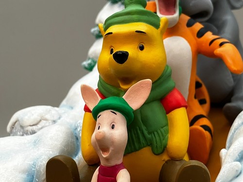 Disney Winnie the Pooh Music Box Let it Snow Piglet Tigger Eeyore on Sled - Picture 3 of 15