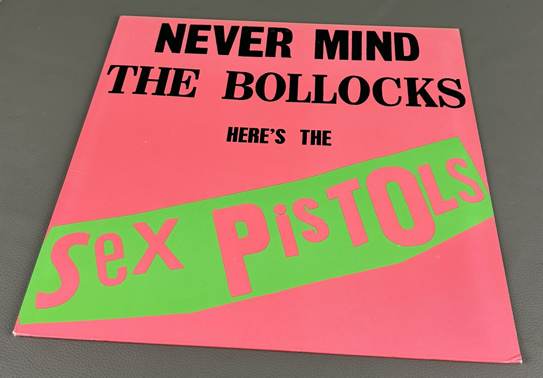 LP盤SEX PISTOLS NEVER MIND THE BOLLOCKS SEX PISTOLS - Never Mind the Bollocks - Amazon.com Music