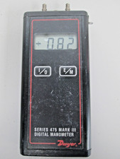Dwyer Series 475 Mark III Handheld Digital Manometer