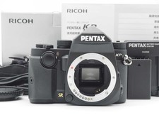 Pentax KP 24.3MP Digital Camera Black Body 17164 shots w/ Box Near Mint Z5716