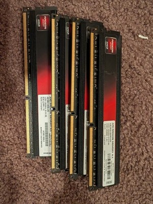 AMD Radeon R5 Entertainment Series 8GB (1x 8GB) 240-Pin DDR3 SDRAM DDR3 1600 1.5
