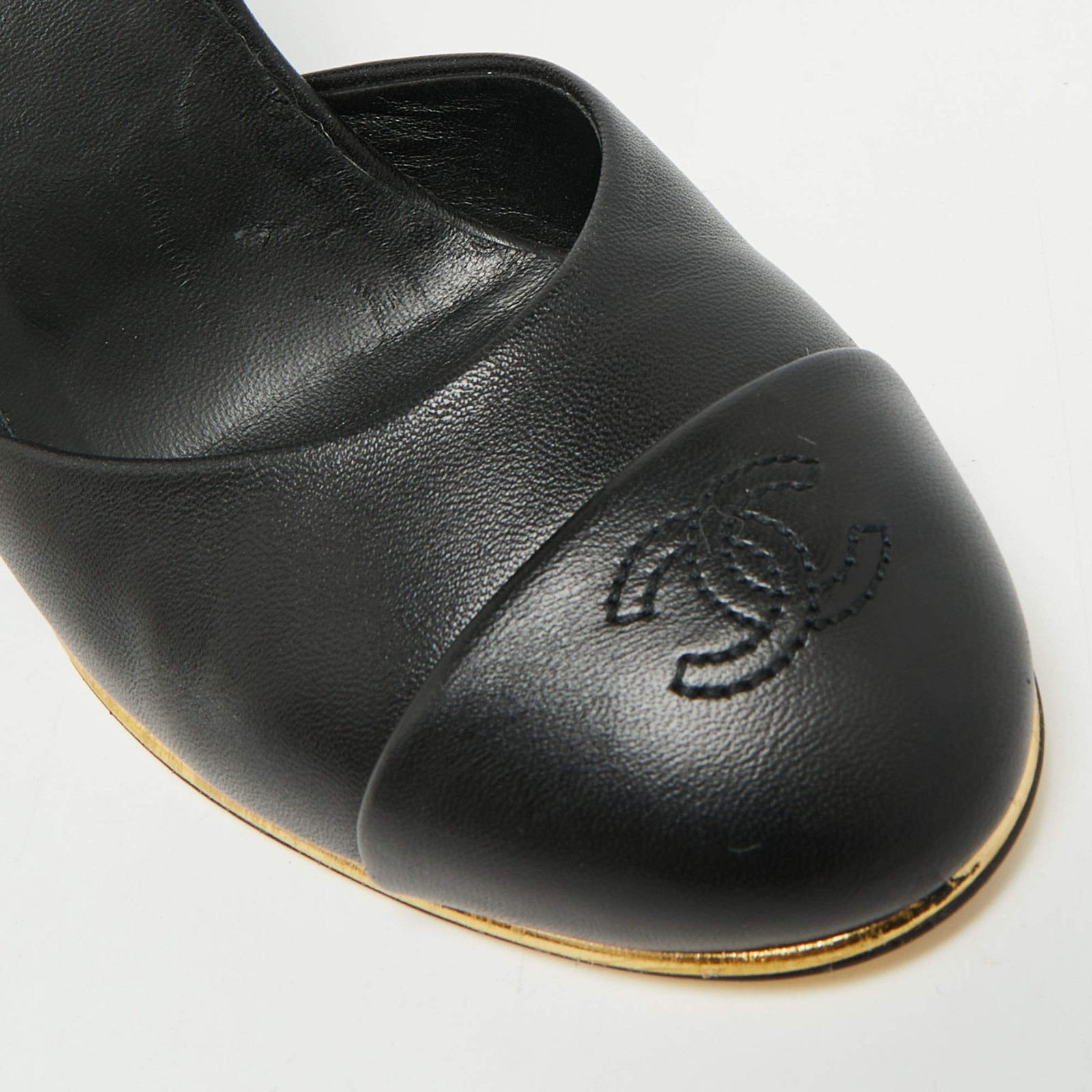 Chanel CC Size 38 Black Leather Wedge Pumps thumbnail 5