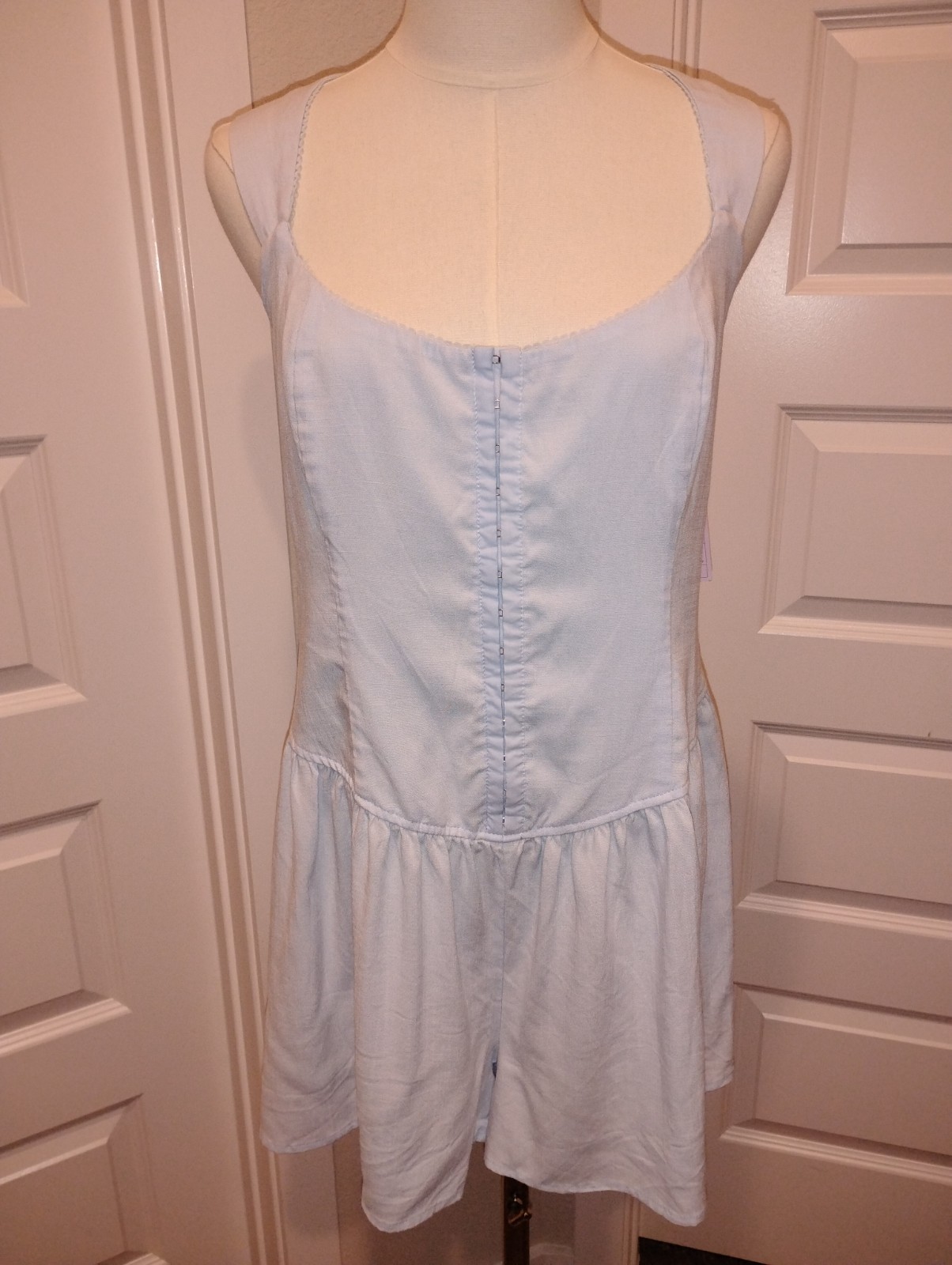 Wild Fable Sleeveless Light Blue Scoop Neck Romper Adjustable Straps Size L