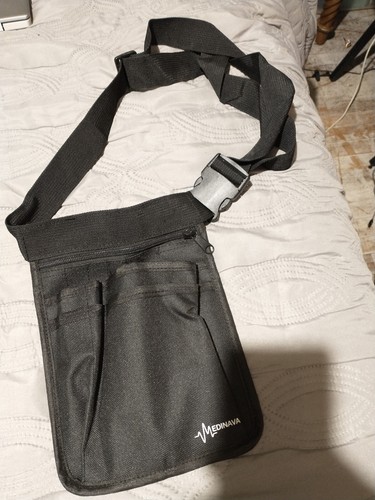 Medical Organizer Belt for Nurses - Multi-Compartment Nurse Fanny Pack Black - Picture 3 of 4