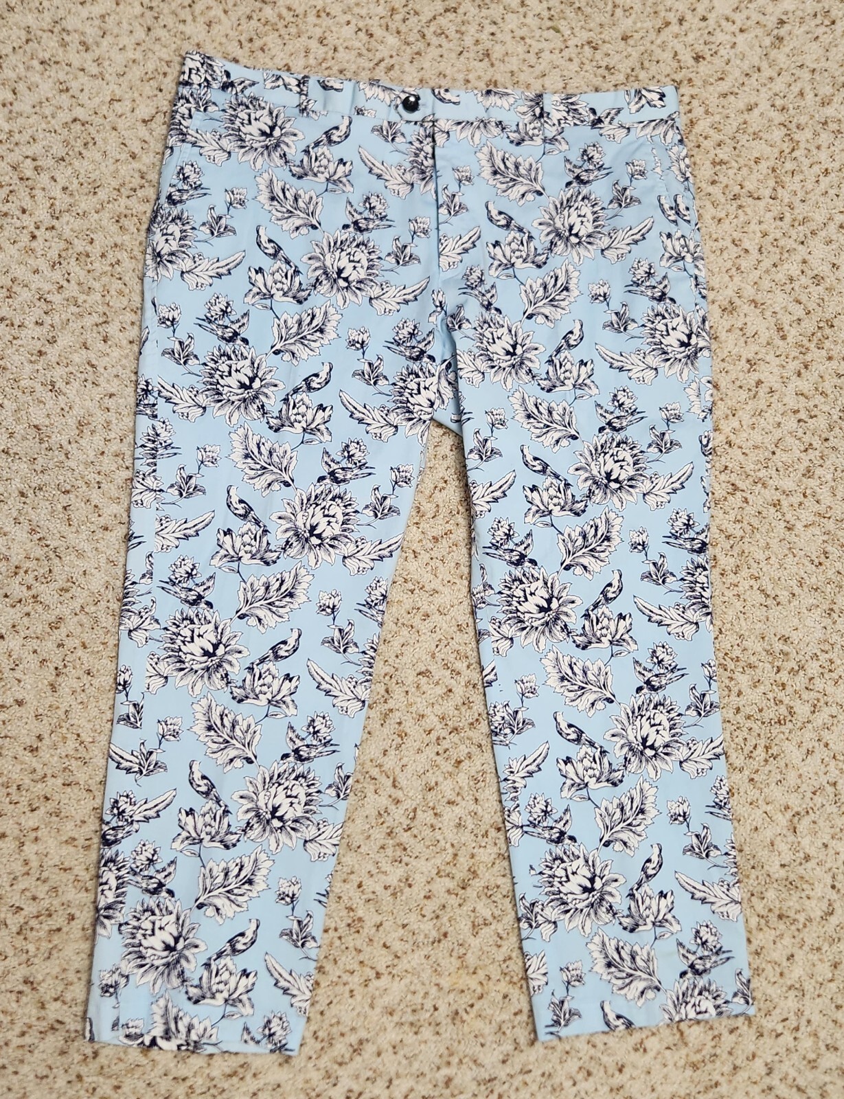 Picture 1 of 8
