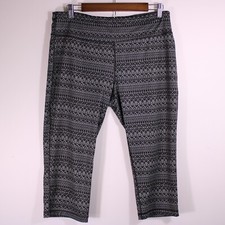 DanSkin Now Leggings Womens Sz L/12-14, Fits 32x18.5 Gray Fitted Dri-More Capris