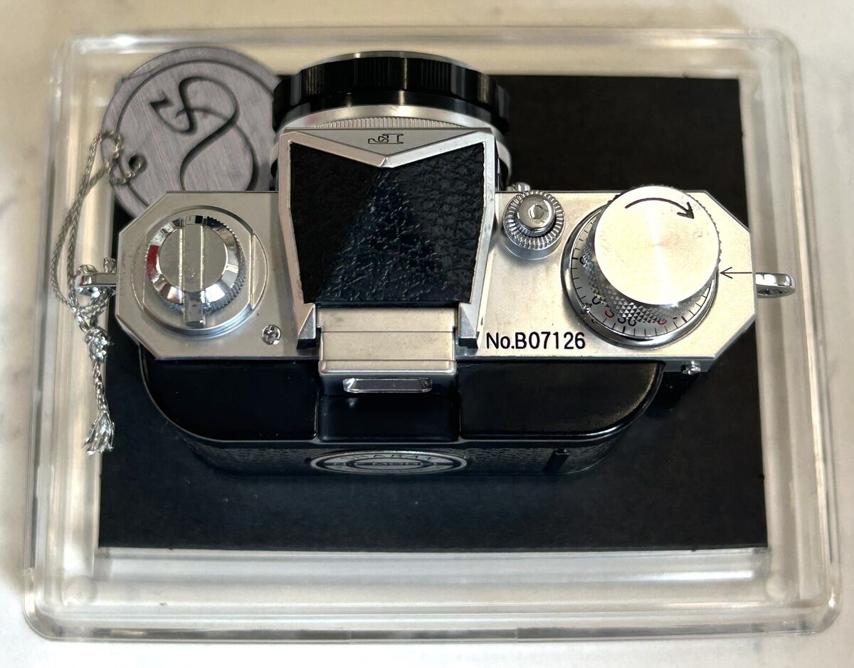 Sharan NIKON F Model Silver MegaHouse Mini Classic Camera Sharan NIKON F Model Silver MegaHouse Mini Classic Camera