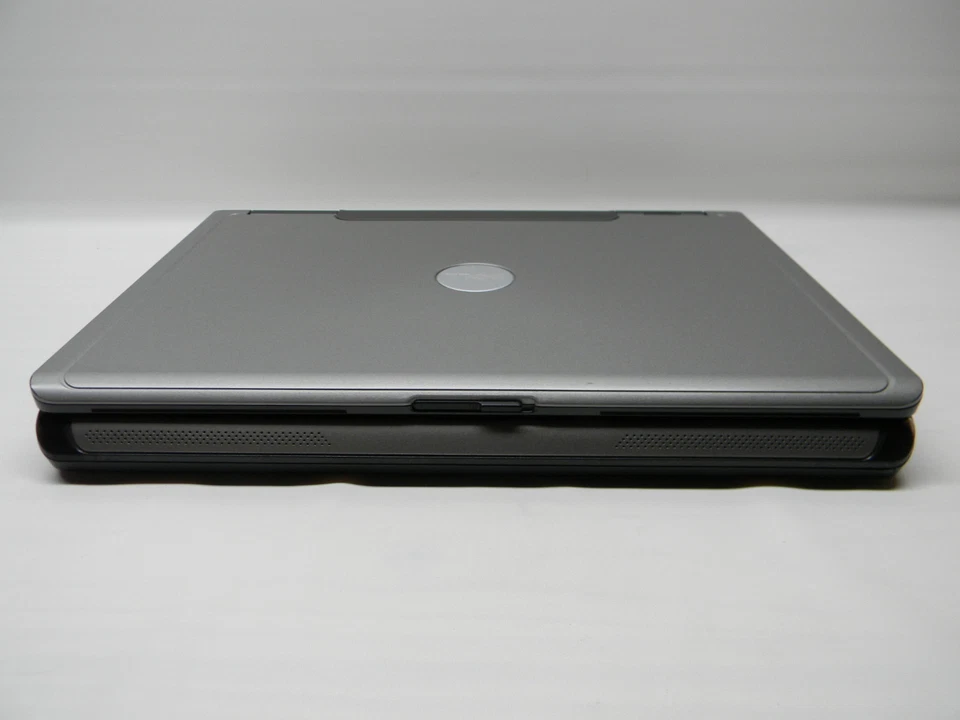 Laptop Dell Latitude 131L 1,6 GHz 1 GB RAM 80 HD DVD-RW WiFi Windows 10 #00309 Foto 3 de 4