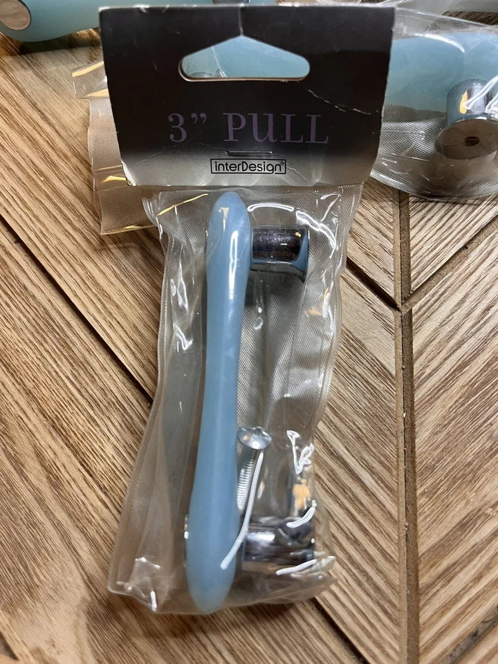 InterDesign Juego de 7 Tiradores de Cajón Moderno Azul 3" para Armarios Foto 4 de 4