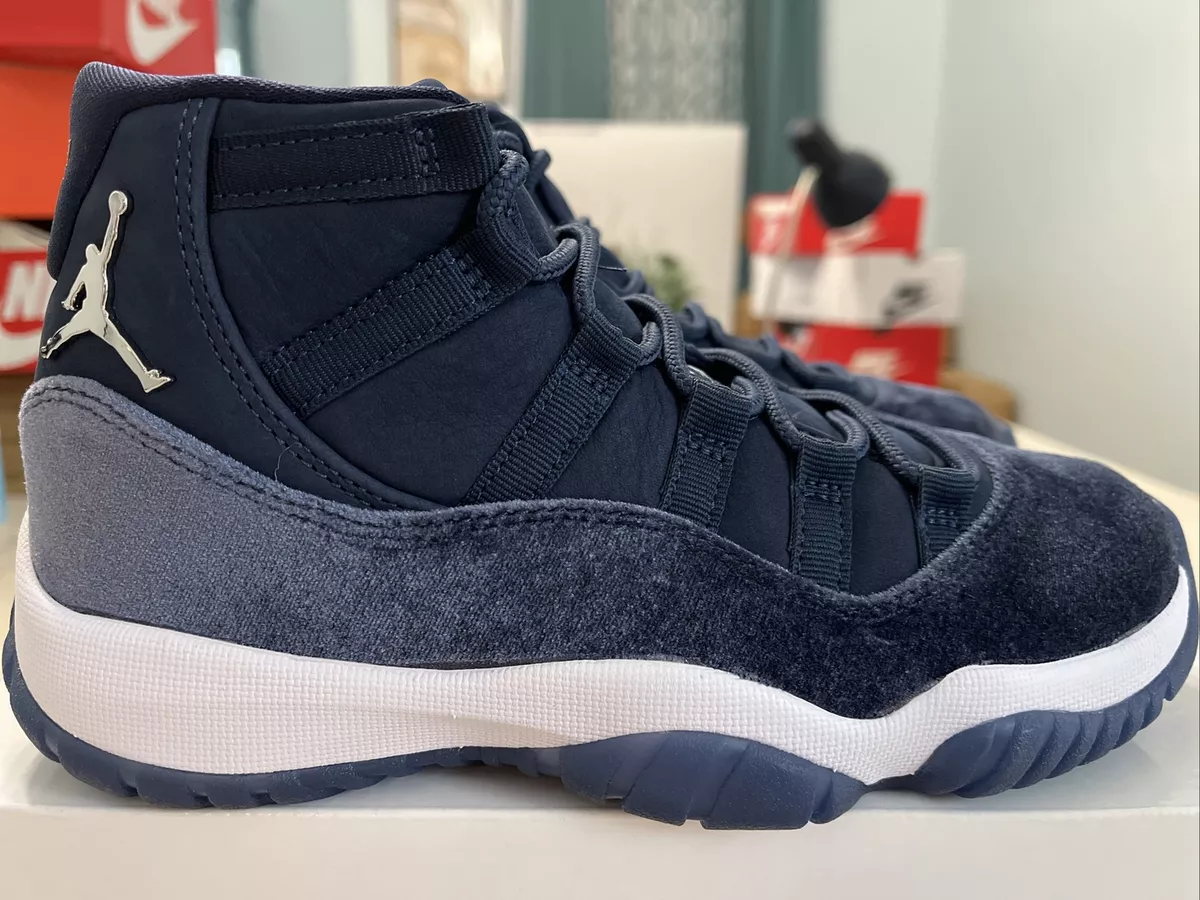 Nike Air Jordan 11 Retro Midnight Navy AR0715-441 Women's Size 5.5 NoLid