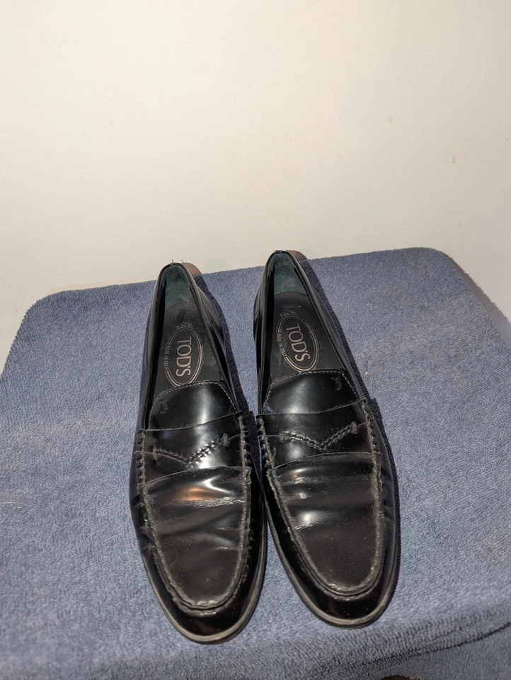 Zapatos de conducir Tods Gommino para mujer talla EU 37.5 US 7.5 charol negro Foto 2 de 4