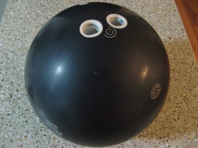 ULTRA RARE 900 Global Honey Badger u78 urethane bowling ball 15 lb