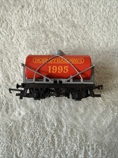 Hornby 1995 Year Wagon Red Yellow OO Gauge Spares Repair No Wheels