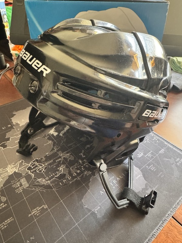 Bauer Prodigy RE-AKT 100 Hockey Helmet Youth Size Youth Black New in Box
