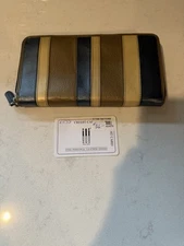 iLi New York Ladies Leather Full Zip Striped Credit Card Wallet RFID NWT #7494