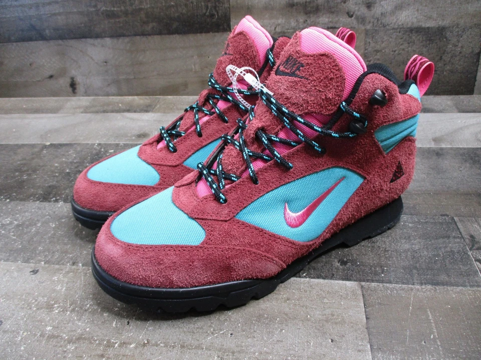 Nike ACG Torre Mid WP Boots Mens Size 9.5 Red Blue Pink Hiking Suede FD0212-600 - Image 4 of 4