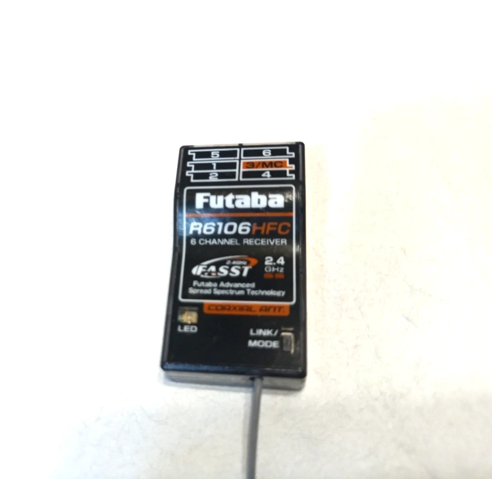 Futaba R6106HFC 6-Channel Telemetry Receiver 2.4GHz FASST - Image 4 of 4