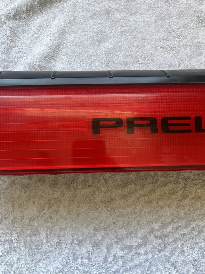Luz trasera media trasera Honda Prelude 1990-1991 tercera generación/pieza OEM/Stanley Foto 3 de 4