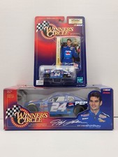 Winner's Circle Jeff Gordon 1999 24 PEPSI Chevy Monte Carlo's 1:64/1:24 Scale