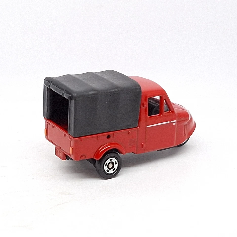 TOMICA TRUCK SPECIAL COLLECTION DAIHATSU MIDGET TRUCK 1/50 TOMY NEW - Image 4 of 4