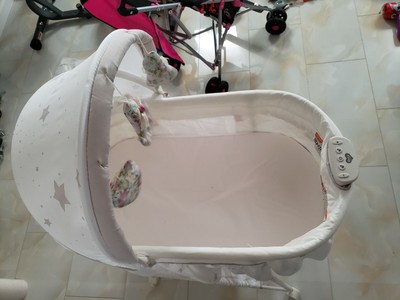 delta stardust sweet beginnings bassinet