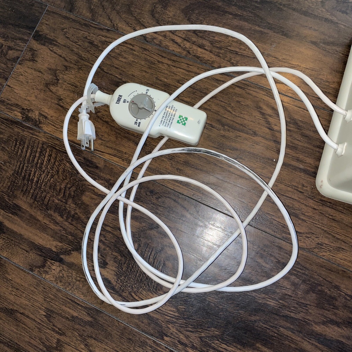 Sun Ancon Harmony SDM-323 Chi Machine Therapeutic Swing Massager