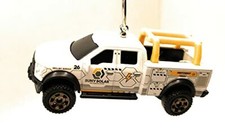 2015 Ford F-150 Solar Installation Truck Christmas Ornament 1:64
