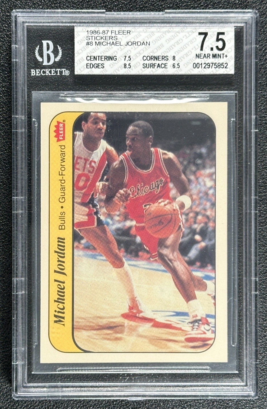MICHAEL JORDAN BGS 7.5 1986-87 FLEER #8 ROOKIE STICKER RC BULLS 5852