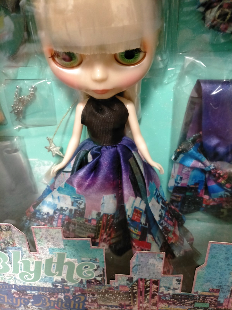 Tokyo Bright CWC Limited 19 Anniversary Neo Blythe Doll TAKARA