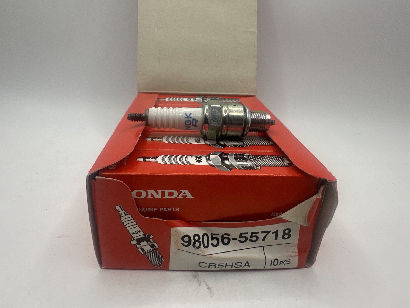 BOX of 10 GENUINE HONDA OEM NGK CR5HSA Spark Plugs 98056-55718