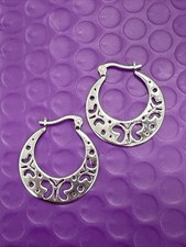     Beautiful 925 Sterling Silver Ornate Butterfly Hinged Earrings 2328 