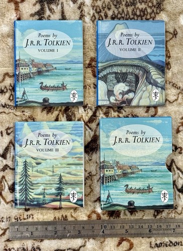 Poems by J.R.R. Tolkien Miniature Box Set, 3 Vols, Slipcase Harper Collins, 1993 - Foto 3 di 8
