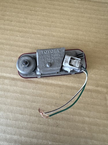 FREE SHIPPING OEM 2004-2006 SCION XB RIGHT SIDE MARKER LIGHT RH PASSENGER - Picture 7 of 7