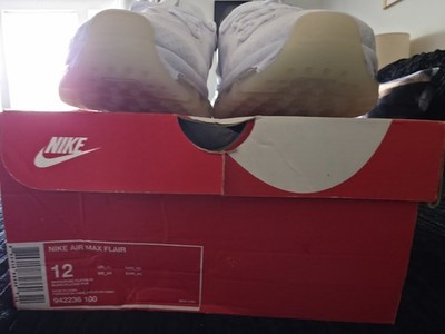 Nike Air Max Flair Triple White White Athletic Sneaker 942236-100 Men s