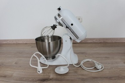 Kitchen Aid ARTISAN *Weiß Matt* Selten! mit Zubehör  5KSM150PSEFW 300Watt