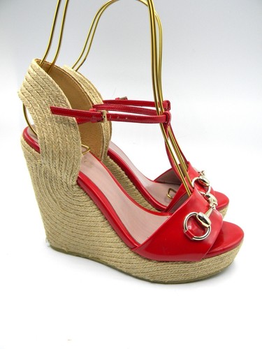 GUCCI rote Lackleder T-Riemen Espadrille Keilabsatz Sandalen 35,5 / 5,5