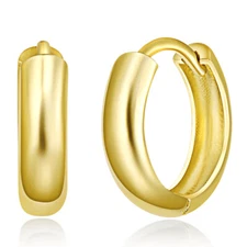 Wellingsale 14k Yellow Gold 3mm Huggies Earrings (12 x 12 mm)