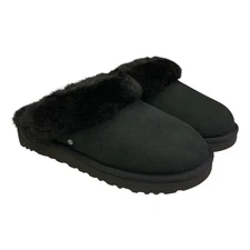 UGG Women's Indoor/Outdoor Sheepskin-Collared Suede Classic Slipper II (Black,