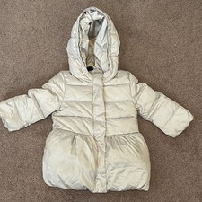 EUC Baby Gap girl Beige/Champagne primaloft winter coat jacket hood size 2T