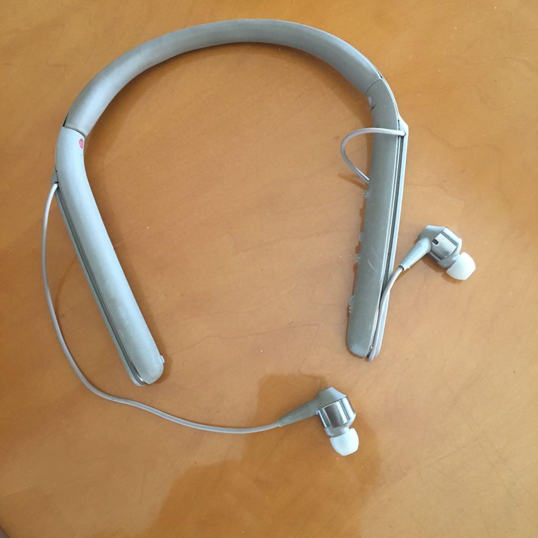 Sony WI-1000X Bluetooth Neckband Headphones with Noise Cancelling in Champagne Gold-image