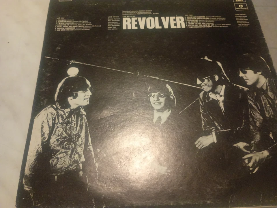 Beatles Revolver LP, foto 2 di 4