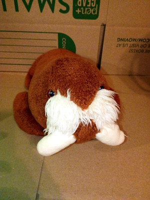 Vintage 1980 Sea World Walrus 12'' Plush.