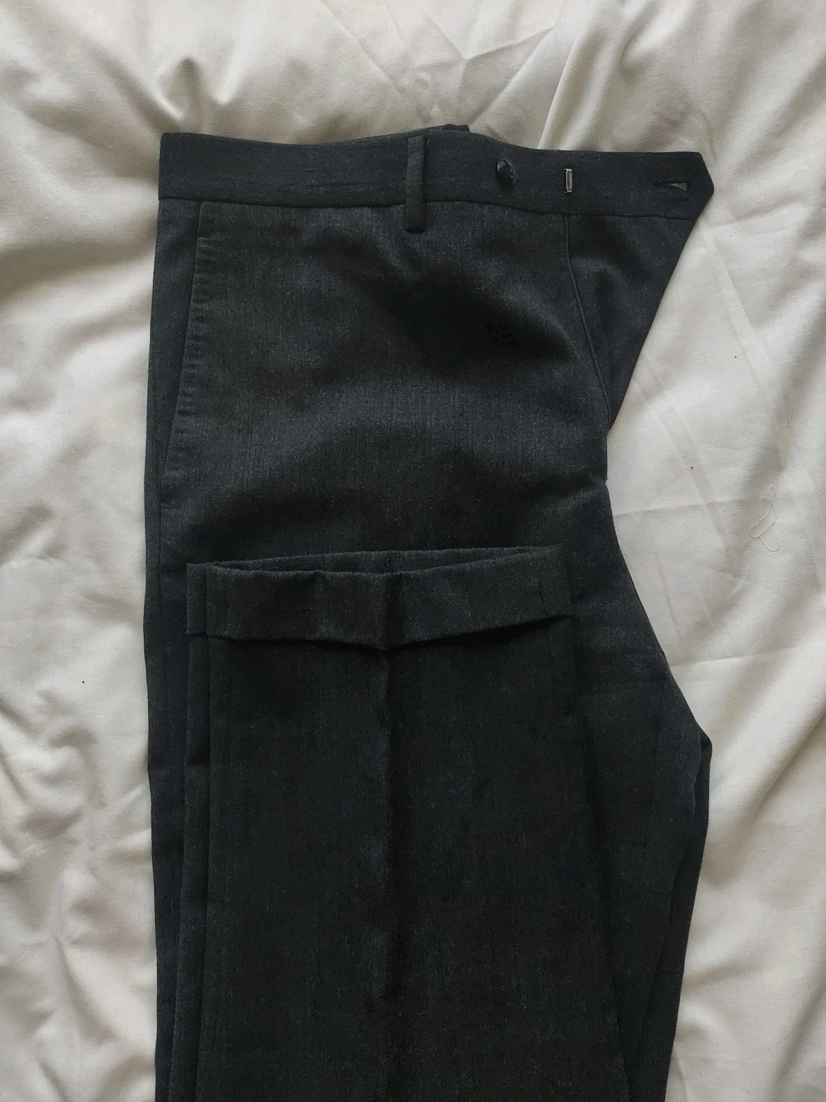 Pantalone sartoriale Alexander McQueen grigio lana italiana vita 34. Costo 600€