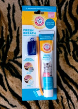 Cat Kitten Dental Kit w Toothbrush.. New