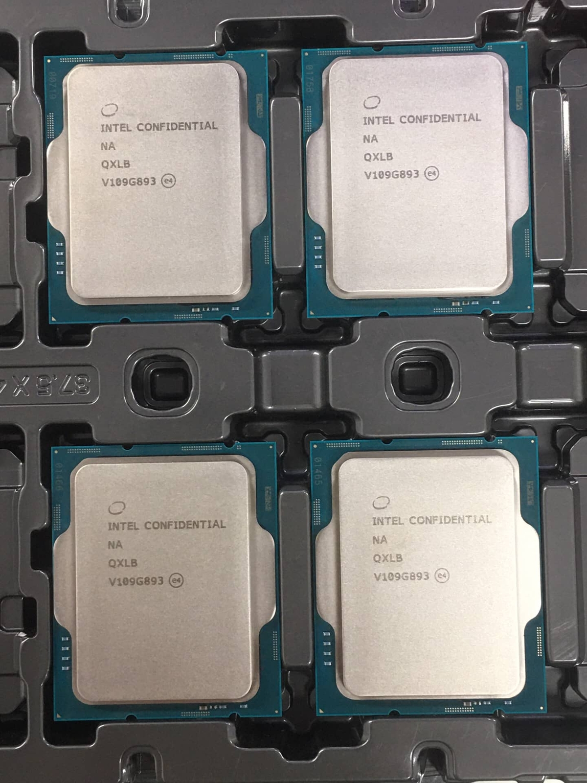 Intel Core i9-12900K ES QX7E 16C(8+8) /24T 1.8GHz (TB 4.0GHz) LGA 