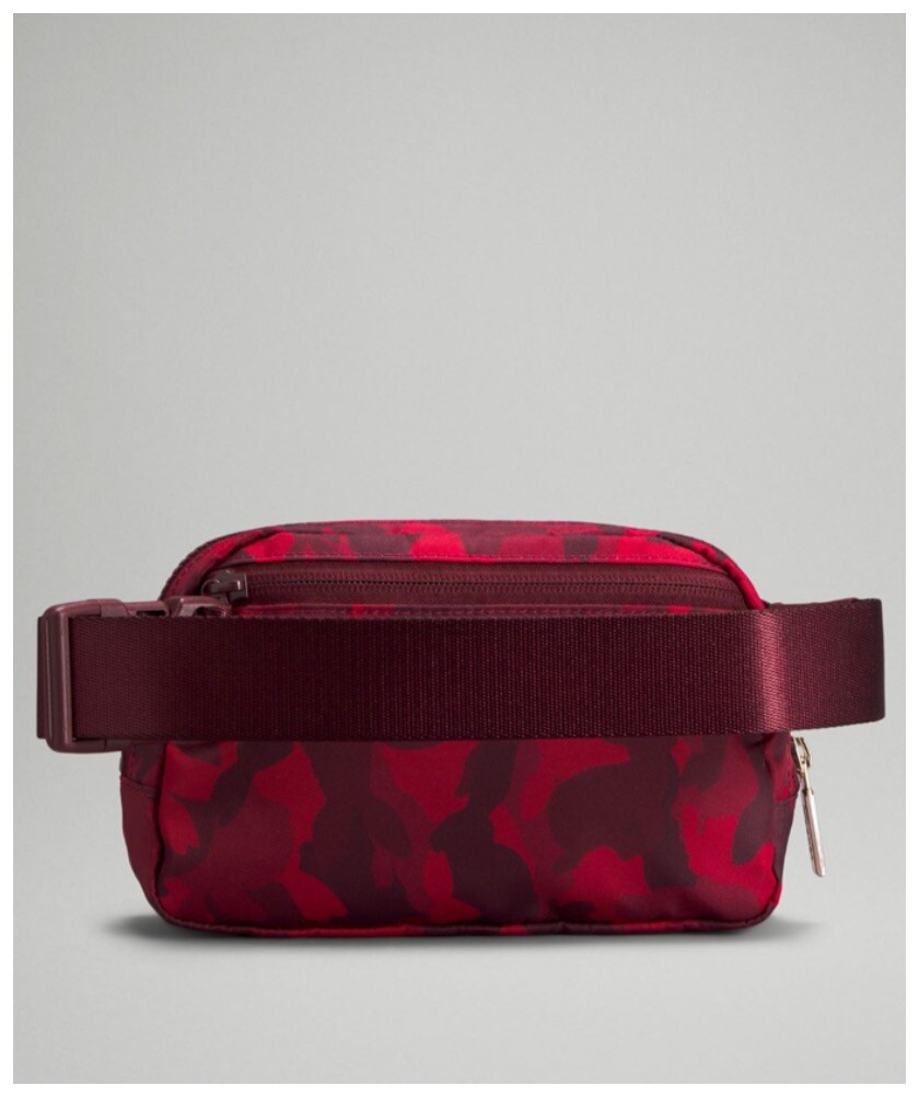 バッグ Everywhere Belt Bag Everywhere ベルトバッグ 1L | バッグ | Lululemon JP