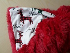 CHRISTMAS RED GREEN REINDEER PLAID THROW BLANKET FAUX FUR 50x60 NOEL PEACE LOVE