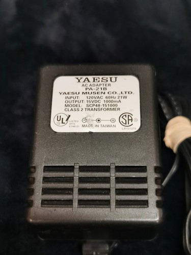 Yaesu PA-21B AC Adapter Power Supply 15V 1000mA SCP48-151000 Charger Tested - Zdjęcie 2 z 4
