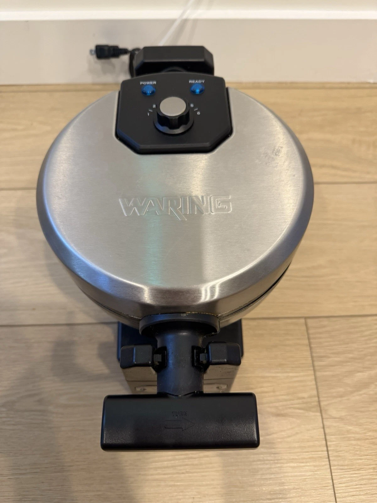 Waring Belgian Waffle Maker WMK200 Stainless Steel Rotating Tested and Works